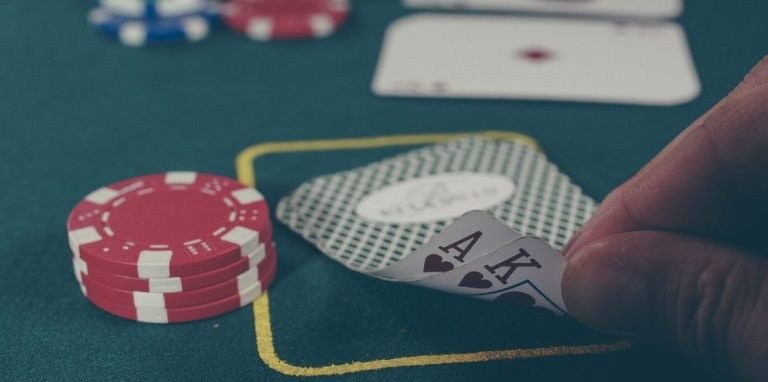 Pengalaman taruhan sportsbook, slot dan live casino di planet777 Indonesia